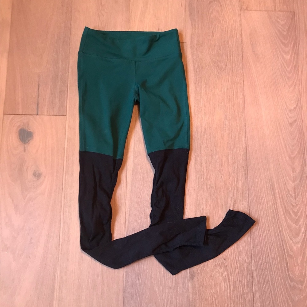 Alo green/black Goddess Legging